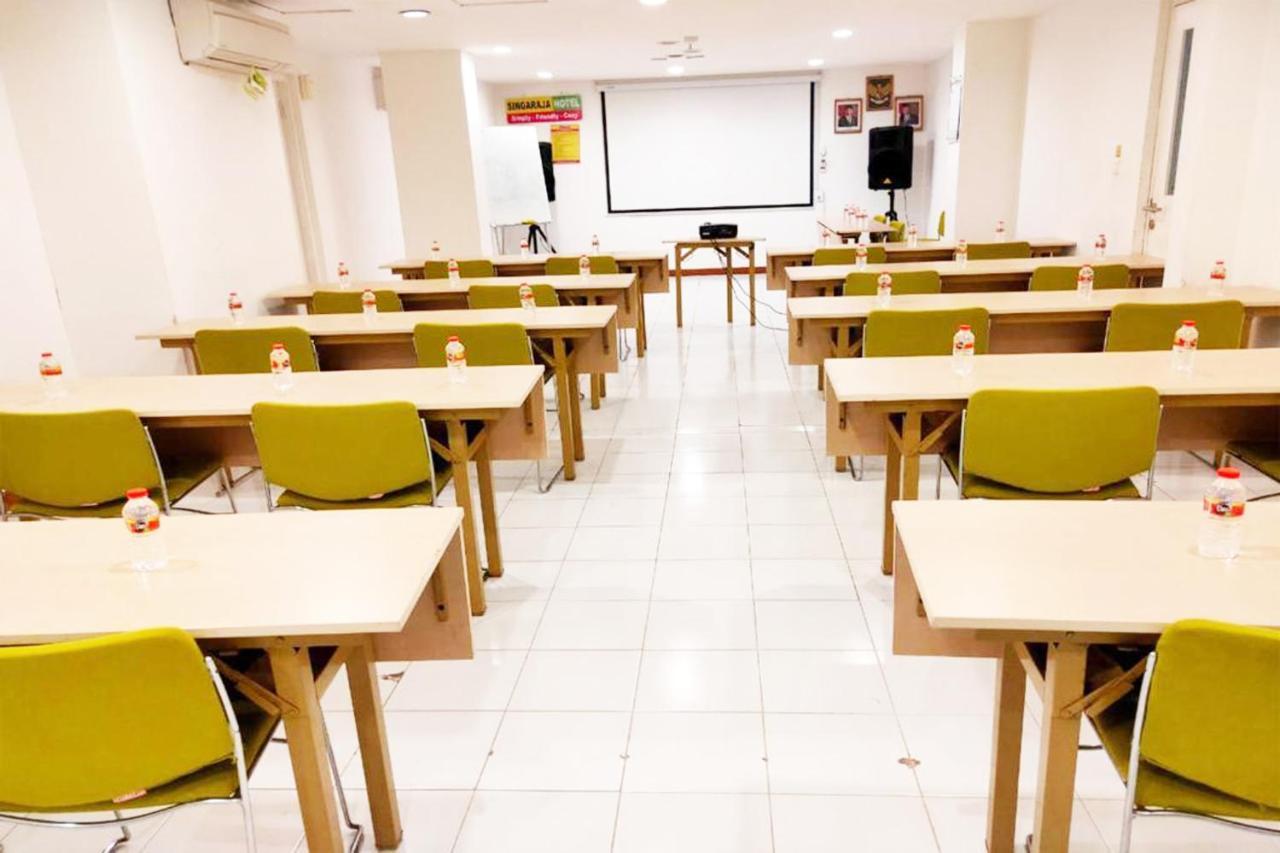 Singaraja Hotel - Chse Certified Екстер'єр фото